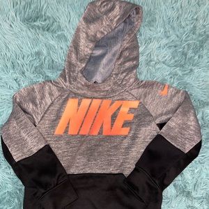 4T NIKE Dri- Fit sweatshirt